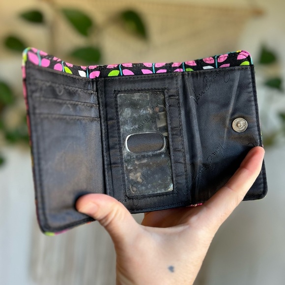 Vera Bradley Quilted Cotton Kisslock Wallet – Floral Print Pattern Va Va Bloom - Picture 5 of 9